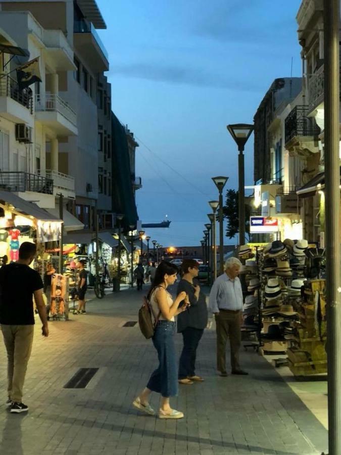 Blue Elegance City Center Heraklion Apartment Bagian luar foto