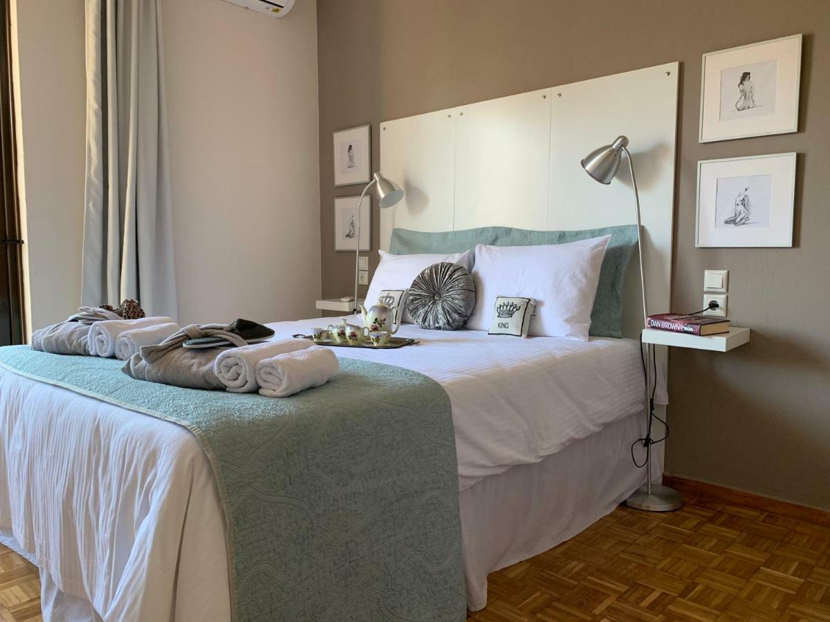 Blue Elegance City Center Heraklion Apartment Bagian luar foto